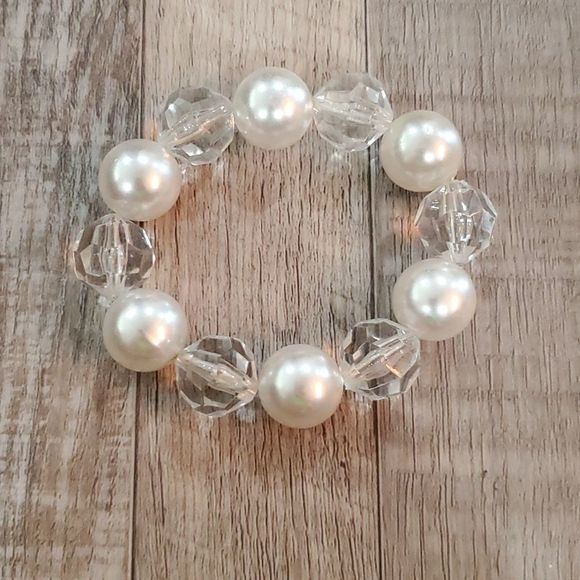 Source Unknown Jewelry - Costume jewelry beaded bracelet